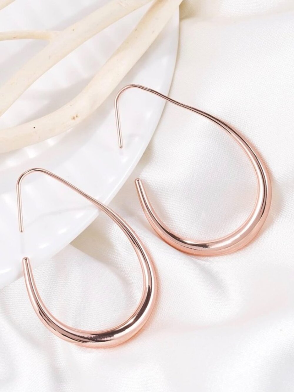 Rose Gold Oval Pull Through Hoop Earrings